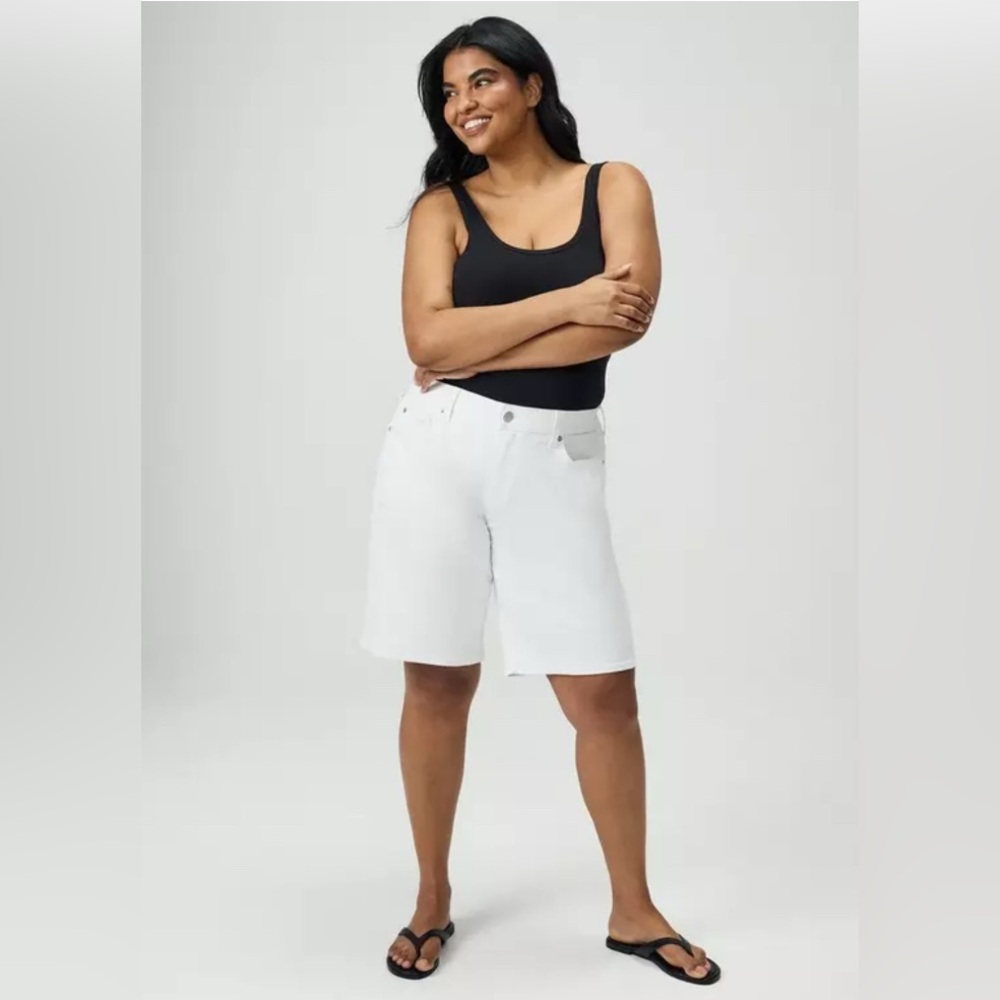 Torrid NWOT Baggy Bermuda Denim Short